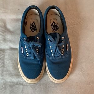 Mens Vans Classic Skate Shoe